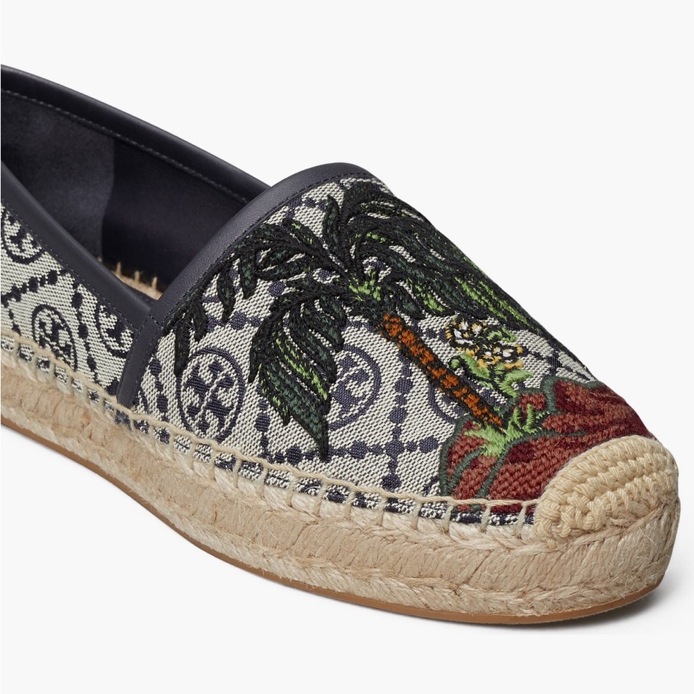 NIB Tory Burch T Monogram Platform Espadrille Cheetah Needlepoint Navy Size 7.5 - Picture 3 of 3